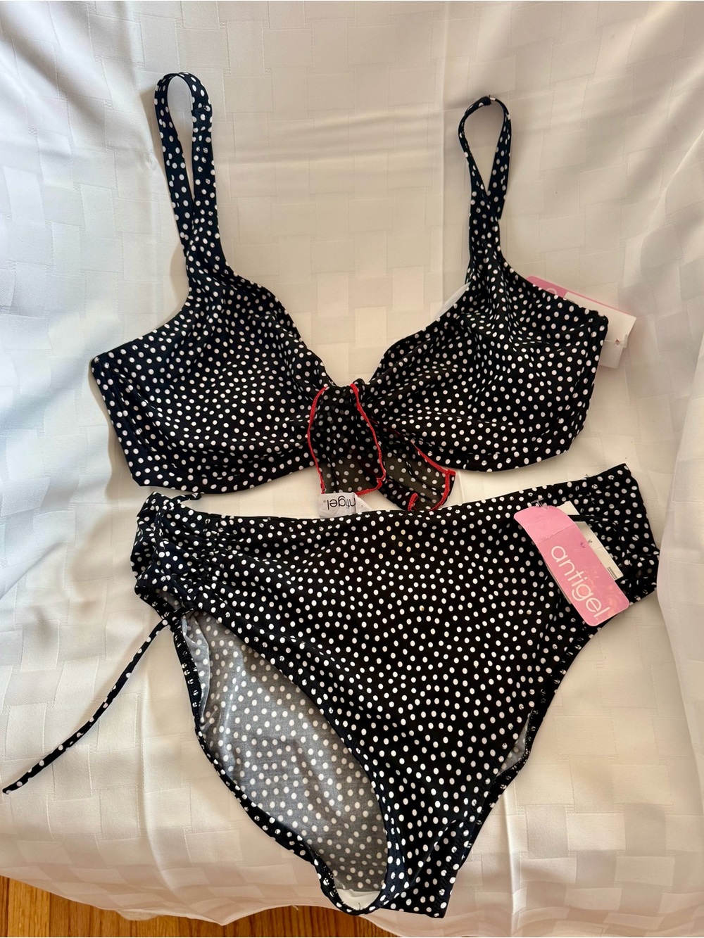 Black Polka Dot Underwire Bikini Set